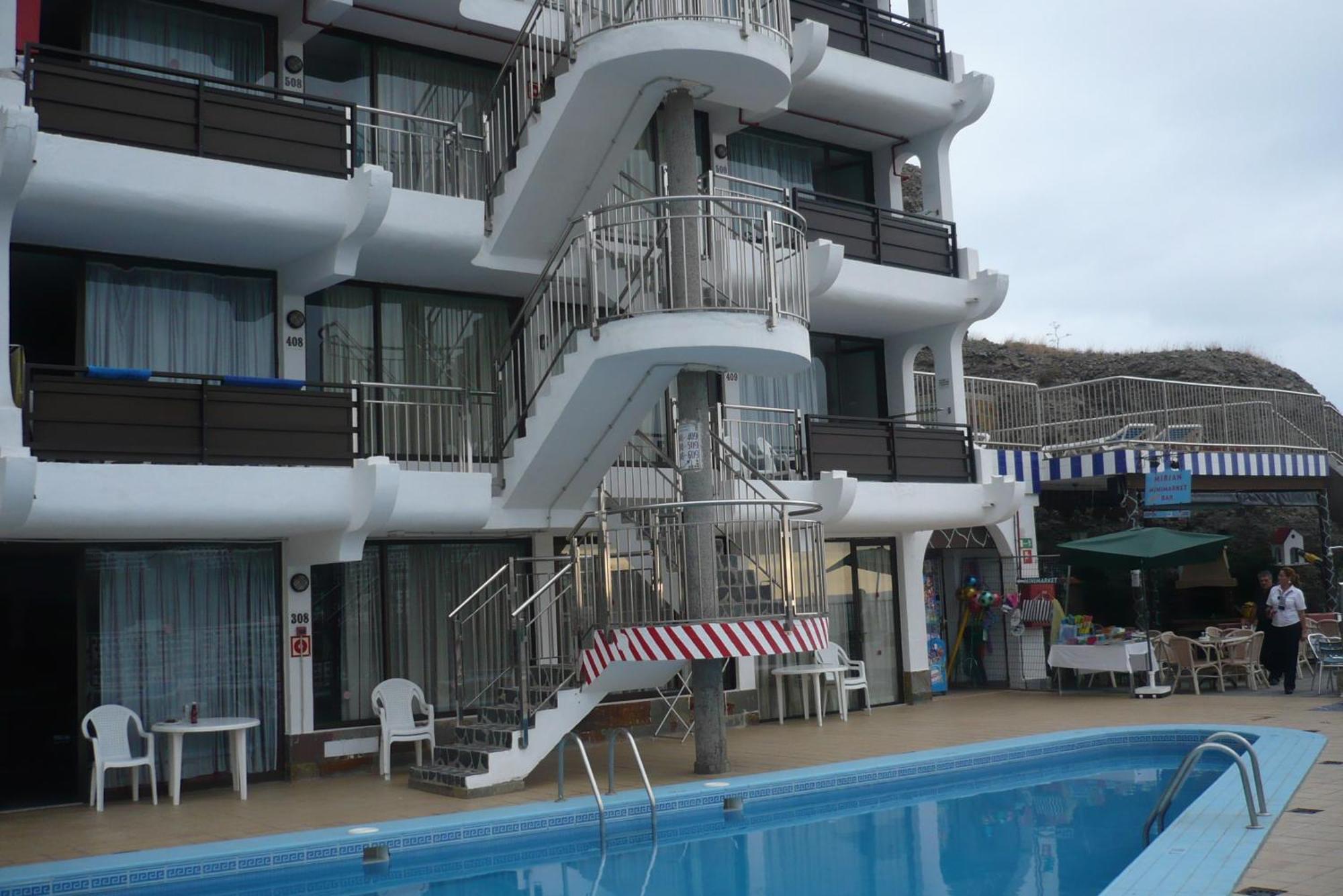 Apartamentos Miriam Puerto Rico  Kültér fotó
